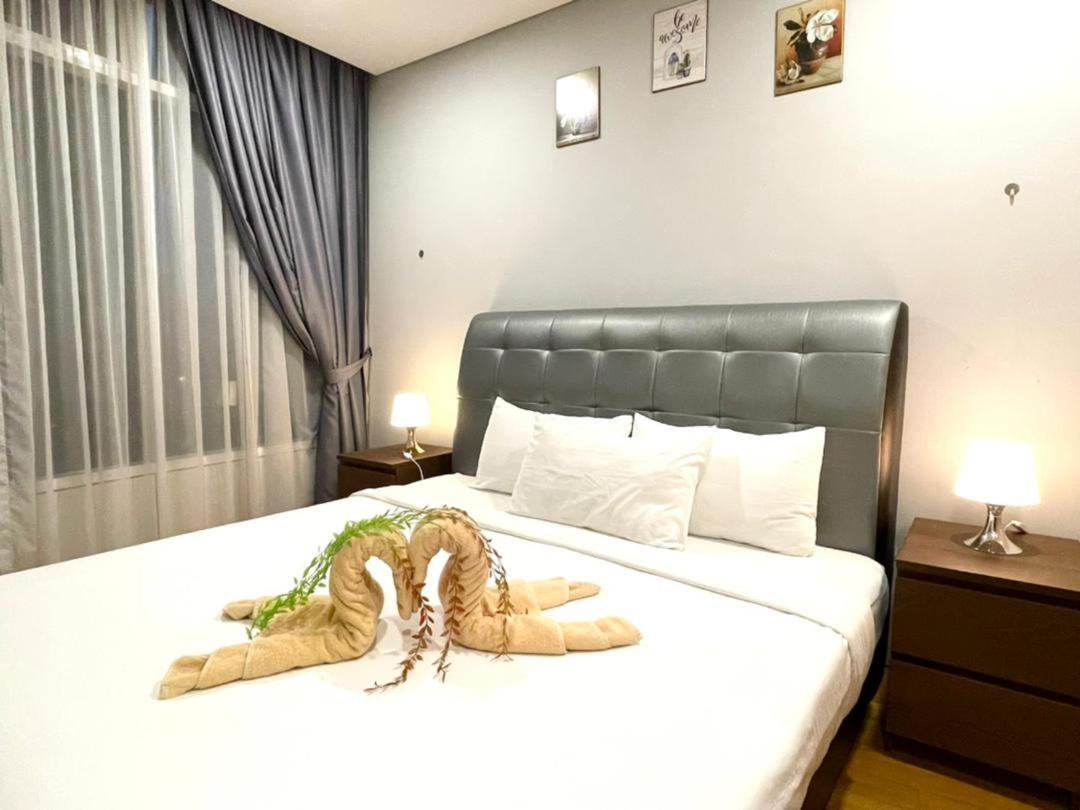 Vortex Suites Klcc By Nadia Guesthouse Куала-Лумпур Экстерьер фото