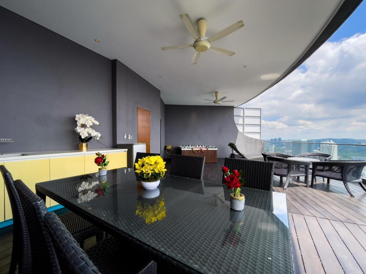 Vortex Suites Klcc By Nadia Guesthouse Куала-Лумпур Экстерьер фото