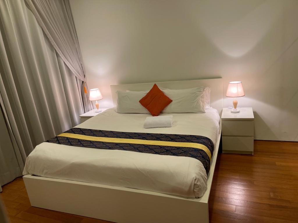 Vortex Suites Klcc By Nadia Guesthouse Куала-Лумпур Экстерьер фото